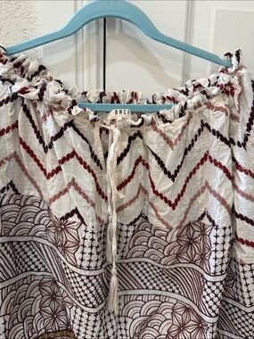 BNCI White Off-Shoulder Boho Top with Burgundy & Dusty Rose Chevron